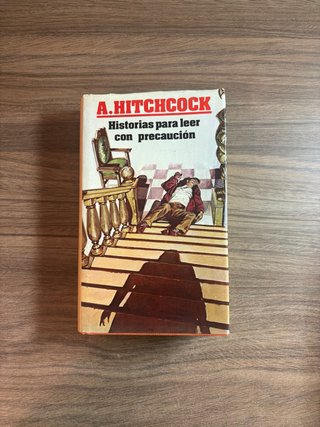 Libro “Historias para leer con precaución”