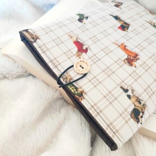 Funda Literaria teckel style