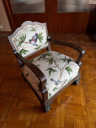 Conjunto sillones descalzadoras tapizadas