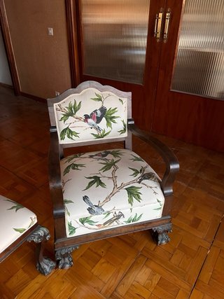 Conjunto sillones descalzadoras tapizadas