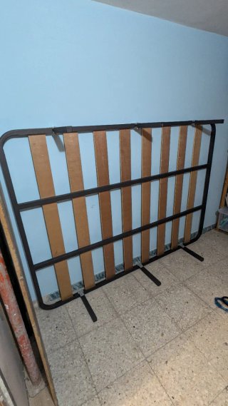 Colchón y somier 135cm con patas