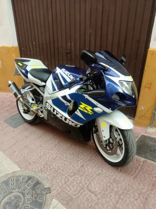 Suzuki GSX-R 600 limitada para el A2