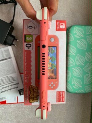 Nintendo Switch Lite Coral - Animal Crossing