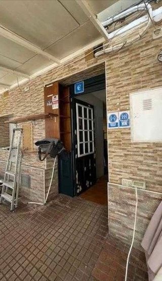 Local comercial en venta en Castell (Es)