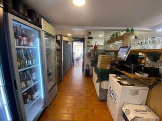 Local comercial en venta en Castell (Es)