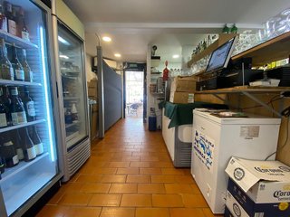 Local comercial en venta en Castell (Es)