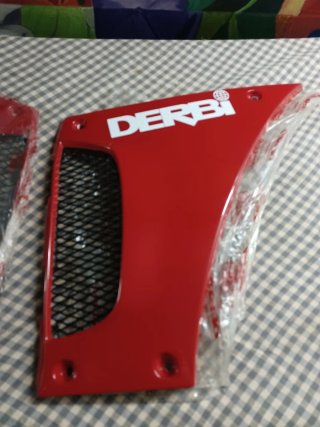 TAPAS DERBI PREDATOR