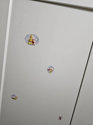 Guardaroba bianco per bambini