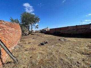 Terreno en venta en Argés