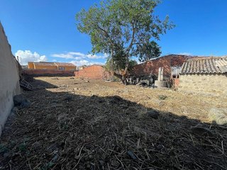 Terreno en venta en Argés