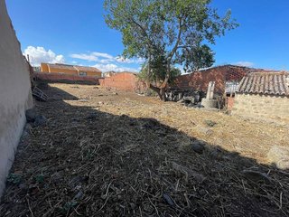 Terreno en venta en Argés