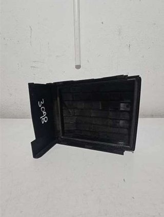 180930 tapa caja 1k0937132g volkswagen caddy (2k)