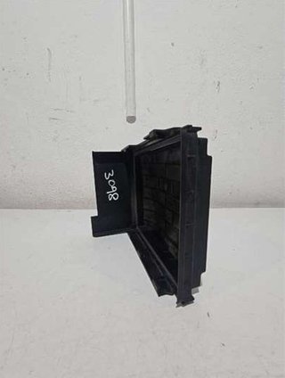 180930 tapa caja 1k0937132g volkswagen caddy (2k)