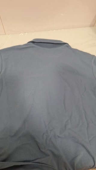 Polo azul talla L
