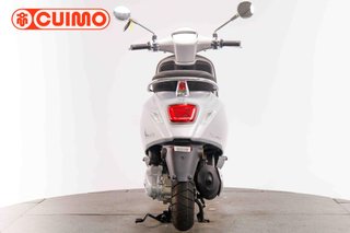 VESPA PRIMAVERA 125