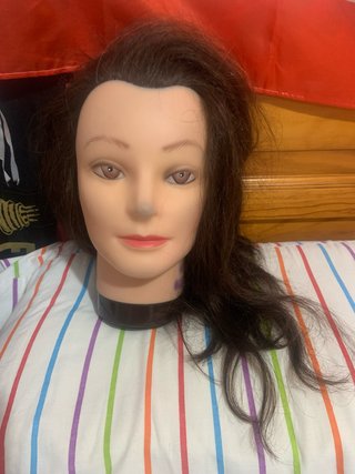 Maniquí de la cabeza peluquería para la practica