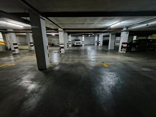 Garaje en alquiler en Ensanche - Diputación en Alicante