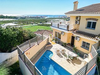Casa adosada en venta en Urbanización Santa Rosa en Torrox
