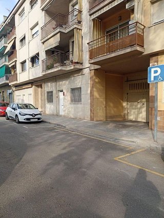 Garaje en venta en Montmeló
