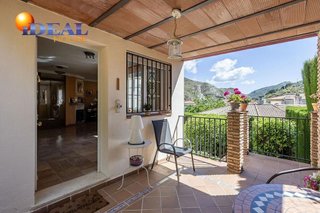 Chalet en venta en Cenes de la Vega