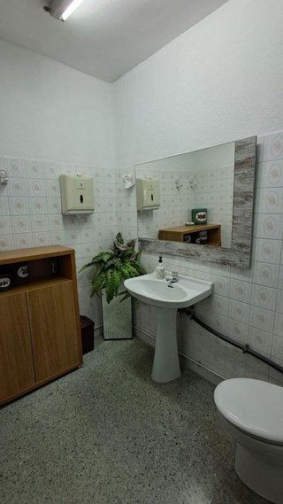 Local comercial en alquiler en Centre en Castelldefels