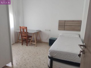 Piso en alquiler en La Laguna en Cádiz