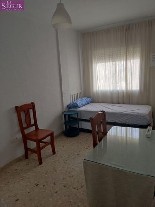 Piso en alquiler en La Laguna en Cádiz