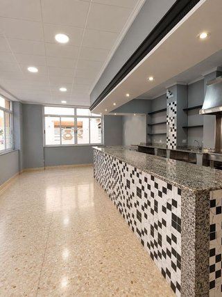 Local comercial en venta en Massamagrell