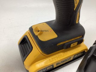 taladro a bateria dewalt dcd709