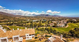 Casa adosada en venta en La Cala Golf - Lagar Martell en Mijas