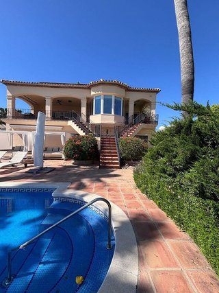 Casa adosada en alquiler en Los Arqueros-Puerto del Almendro en Benahavís