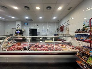 Local comercial en venta en Corrales de Buelna (Los)