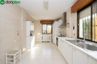 Chalet en venta en Otura