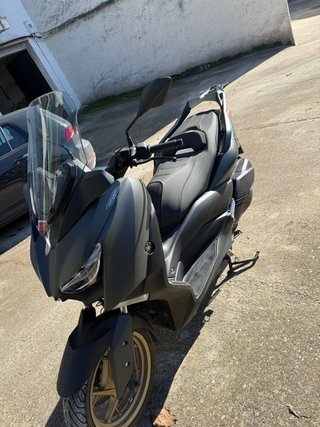 Yamaha XMAX Tech MAX 2021 solo 4700km