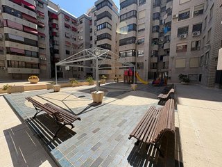Piso en alquiler en Ensanche - Diputación en Alicante