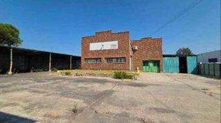 Nave industrial en venta en Dehesa – El Soto en Collado Villalba