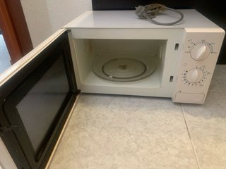 Microondas Samsung (VENTA EN MANO SALOU)