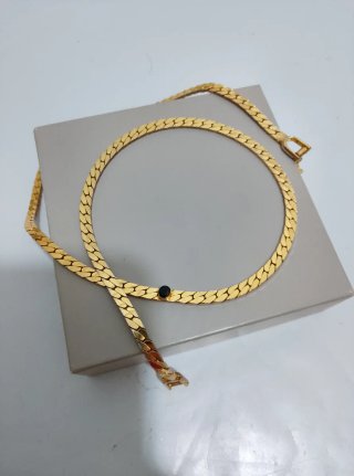 Collana vintage con zaffiro sintetico