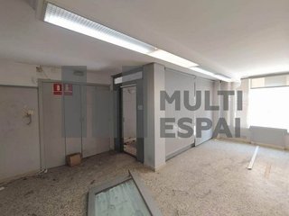 Oficina en venta en Les Roquetes en Barcelona