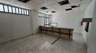 Local comercial en venta en Marín