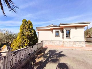 Chalet en venta en Banyeres de Mariola