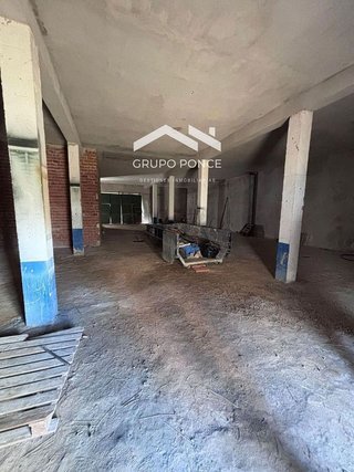 Local comercial en venta en Crevillet - Pinar Alto en Puerto de Santa María (El)