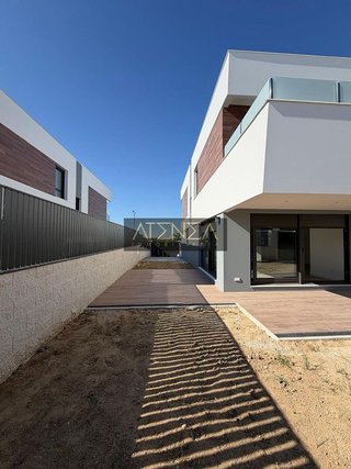 Casa pareada en alquiler en El Bosque en Villaviciosa de Odón