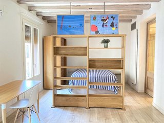 Piso en venta en El Raval en Barcelona