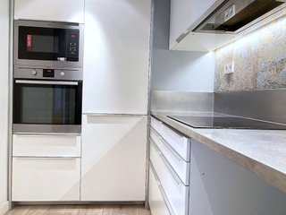 Piso en venta en El Raval en Barcelona