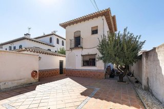 Chalet en venta en Ogíjares