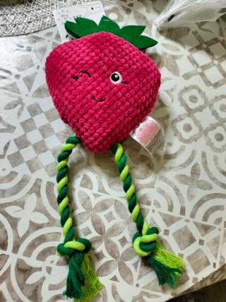 Gioco per cani a forma di fragola