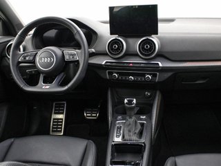 AUDI Q2 2.0 35 TDI S TRONIC ADRENALIN BLACK ED 150 5P