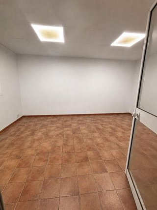 Nave industrial en venta en La Banda - Campo de Fútbol en Chiclana de la Frontera