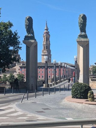 Terreno en venta en Arrabal en Zaragoza